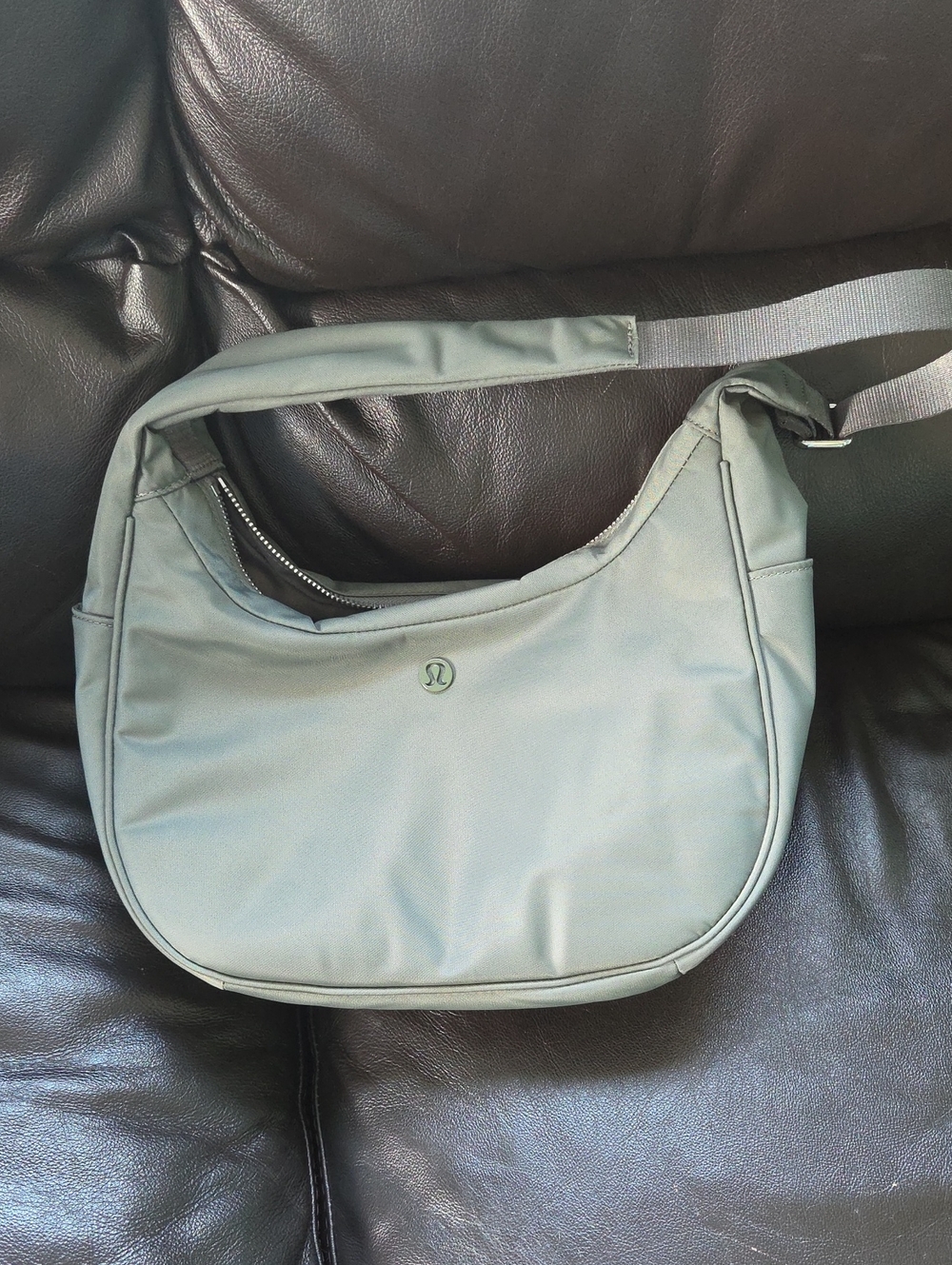 Lululemon City Essentials Shoulder Bag 4L